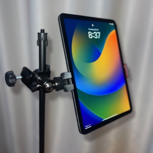 Compact Universal Mobile Device Holder - MDC01